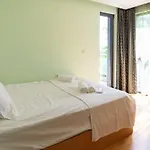 Flat With Monster Living Várna