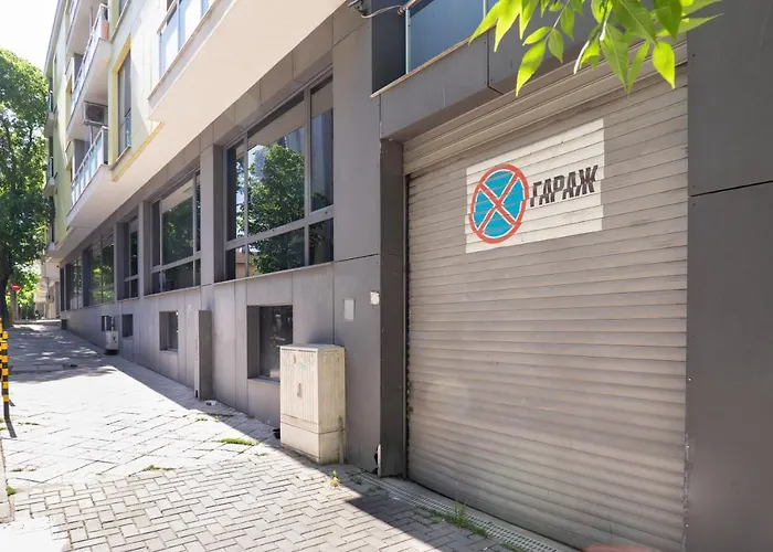 Διαμέρισμα Flat With Monster Living *